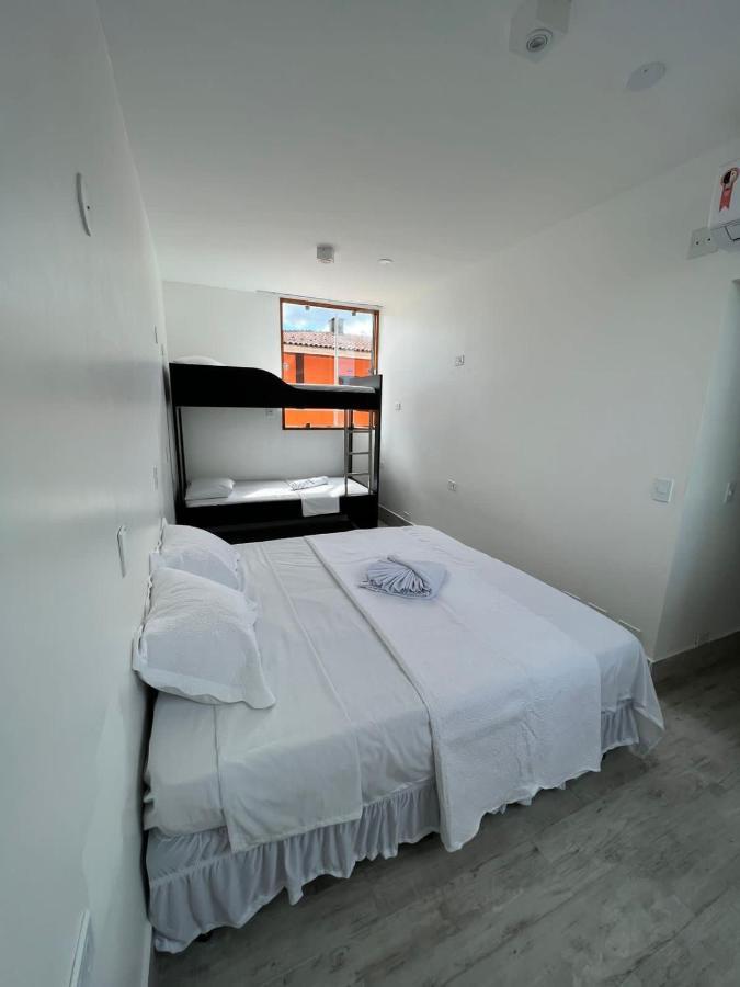 Quarto Deluxe com Cama de Casal ou 2 de Solteiro